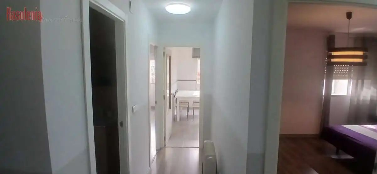 Piso en venta en Cambre  con Calefacción, Trastero y Amueblado