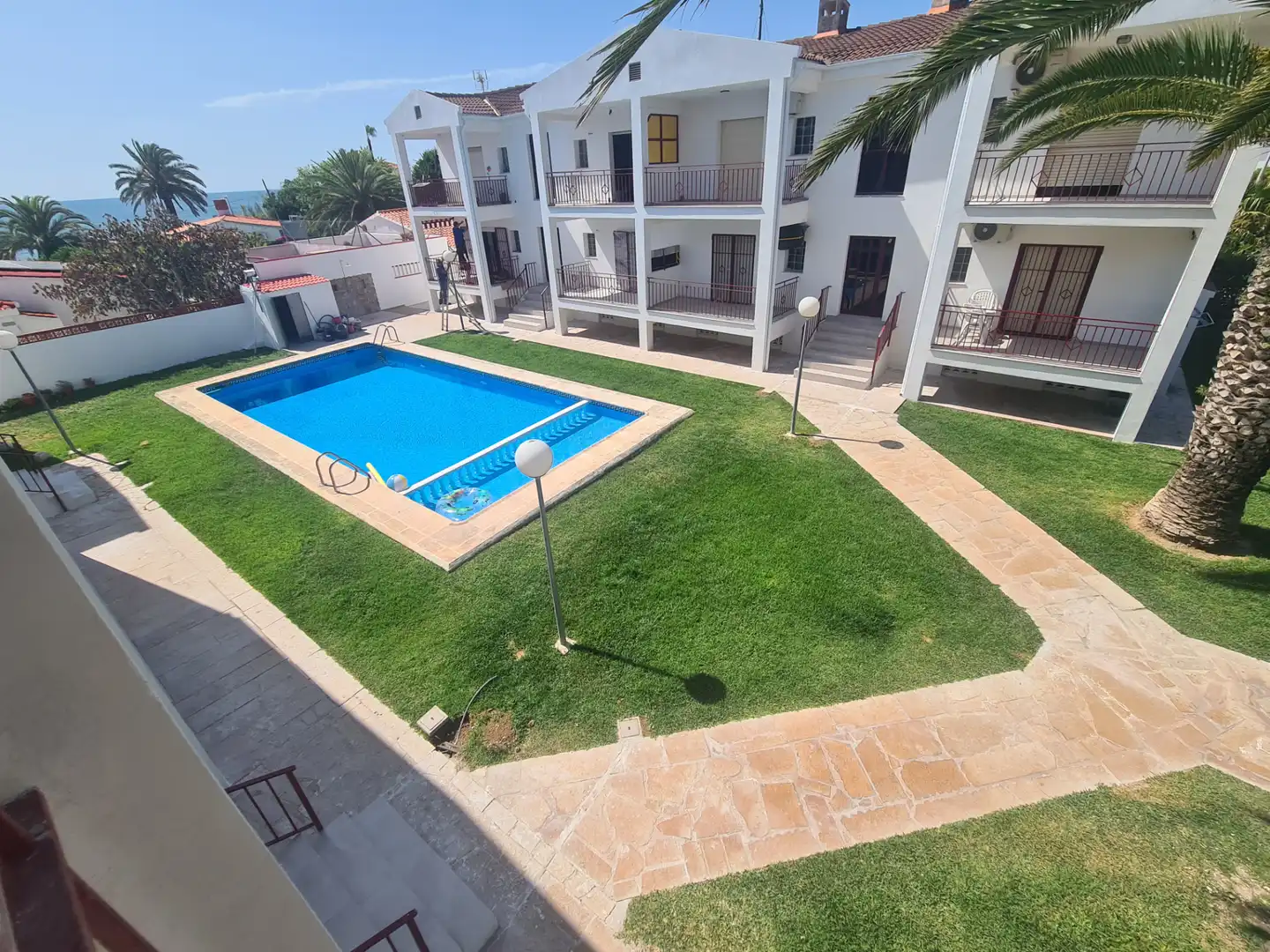 Piscina de Apartament en venda en Vinaròs amb Terrassa, Traster i Moblat