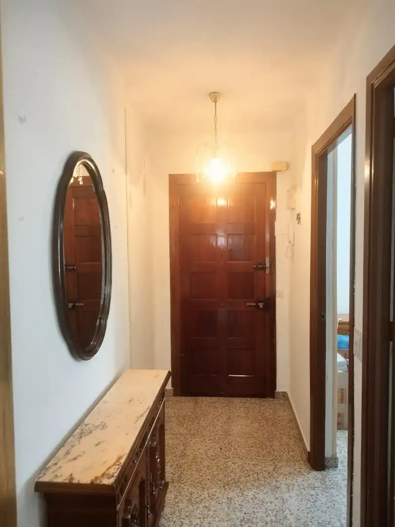 Wohnung zum Verkauf in Málaga mit Klimaanlage und Terrasse