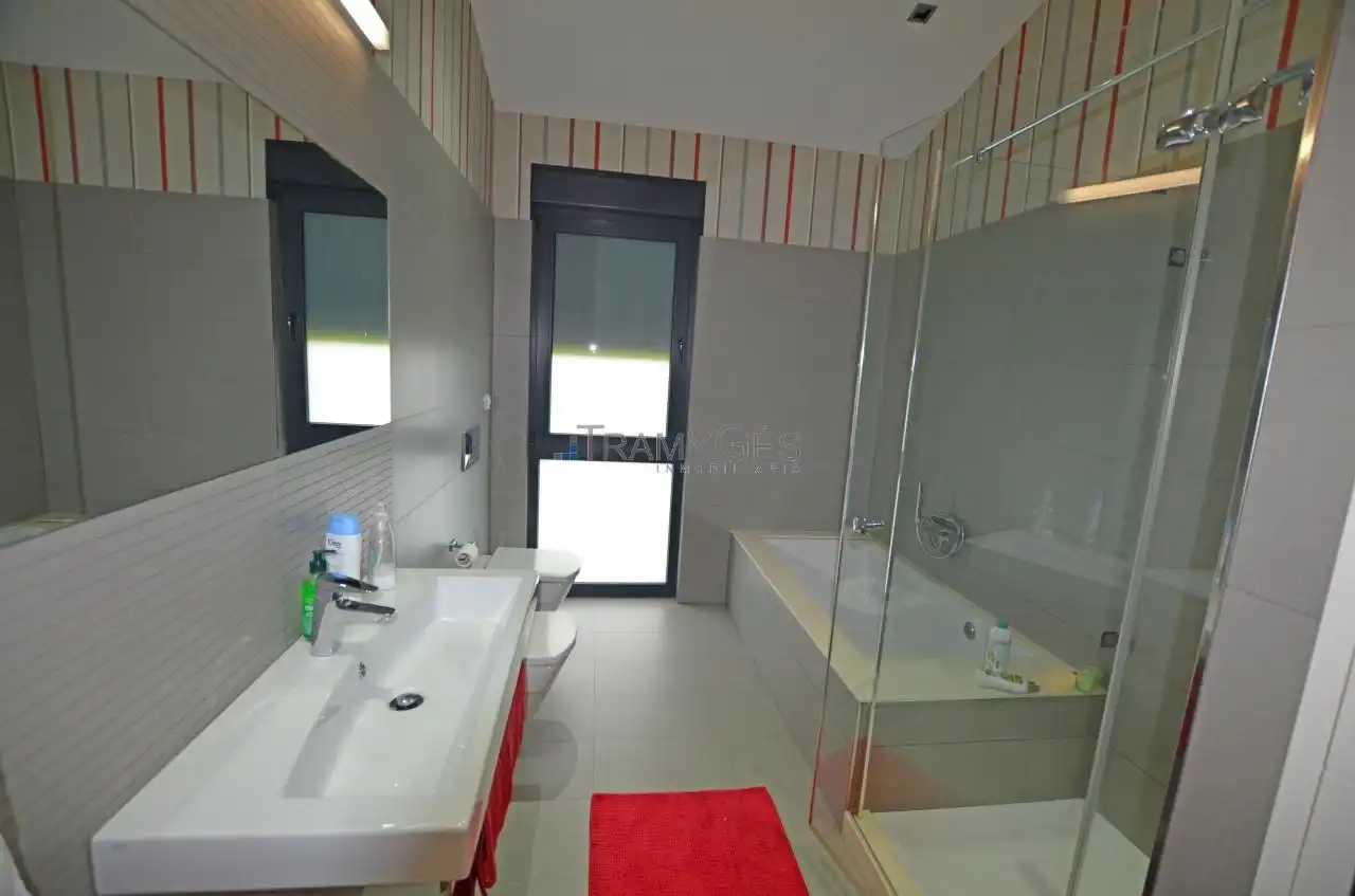 Baño de Casa o chalet en venta en A Guarda   con Calefacción, Jardín privado y Terraza