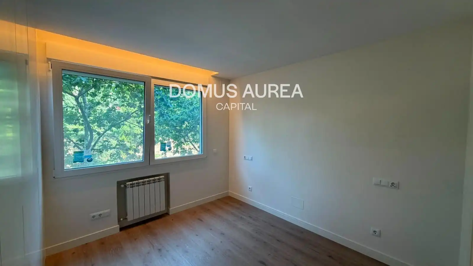 Bedroom of Flat for rent in Madrid  with Air Conditioner, Heating and Parquet flooring