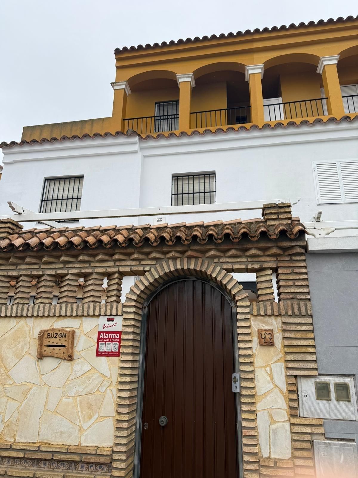 Exterior view of Single-family semi-detached for sale in Chiclana de la Frontera  with Air Conditioner, Parquet flooring and Terrace