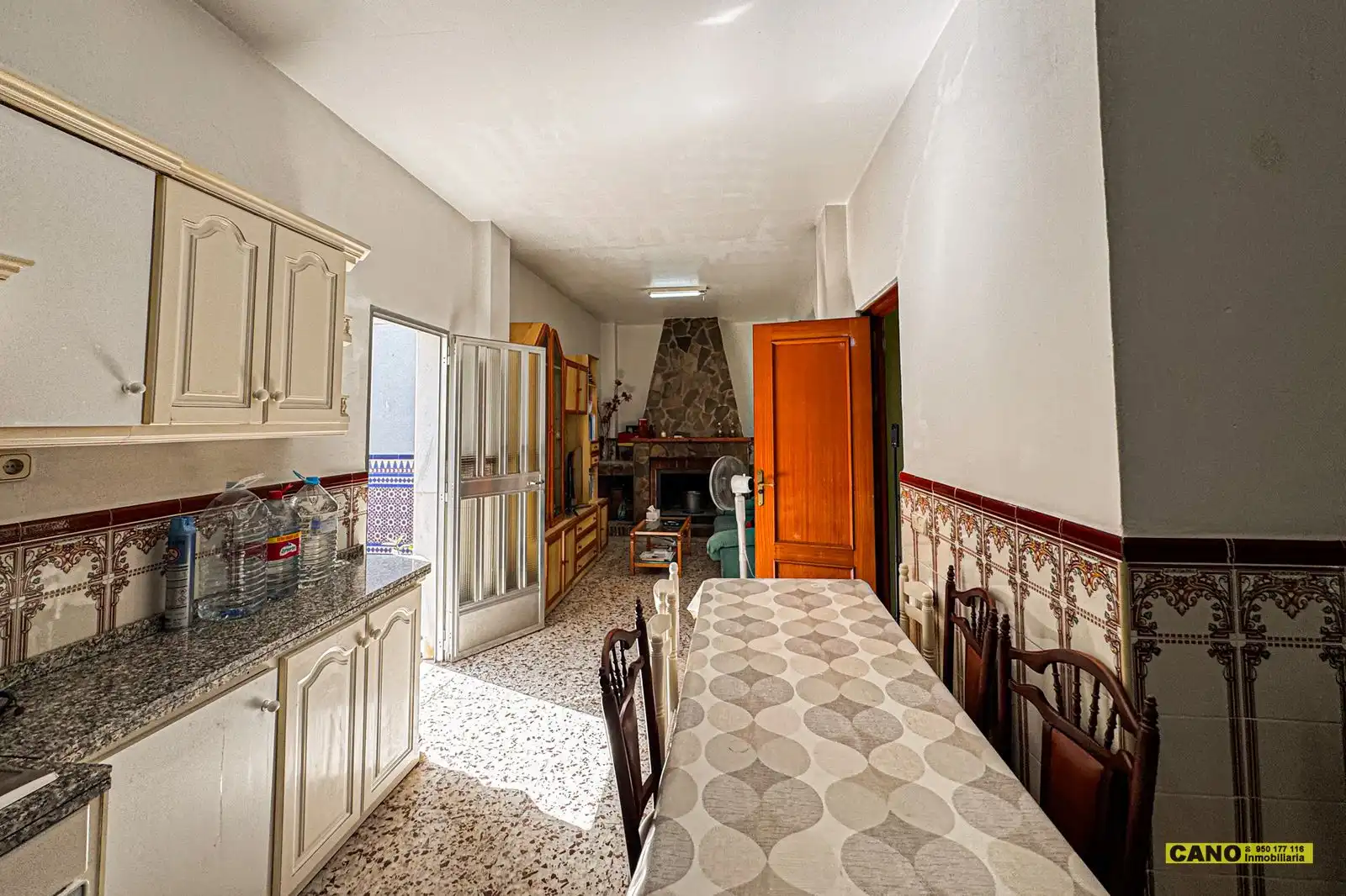 Cuina de Casa o xalet en venda en Huércal de Almería amb Aire condicionat, Calefacció i Terrassa
