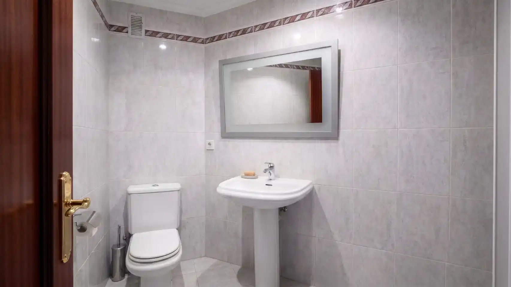 Baño de Piso en venta en Santander con Balcón