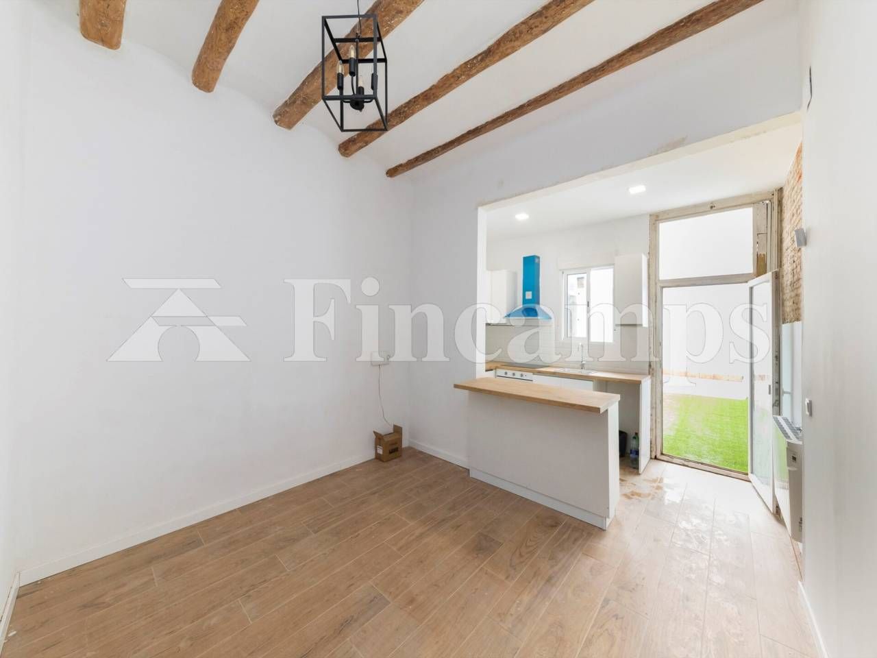 Cuina de Casa o xalet en venda en Sabadell amb Jardí privat