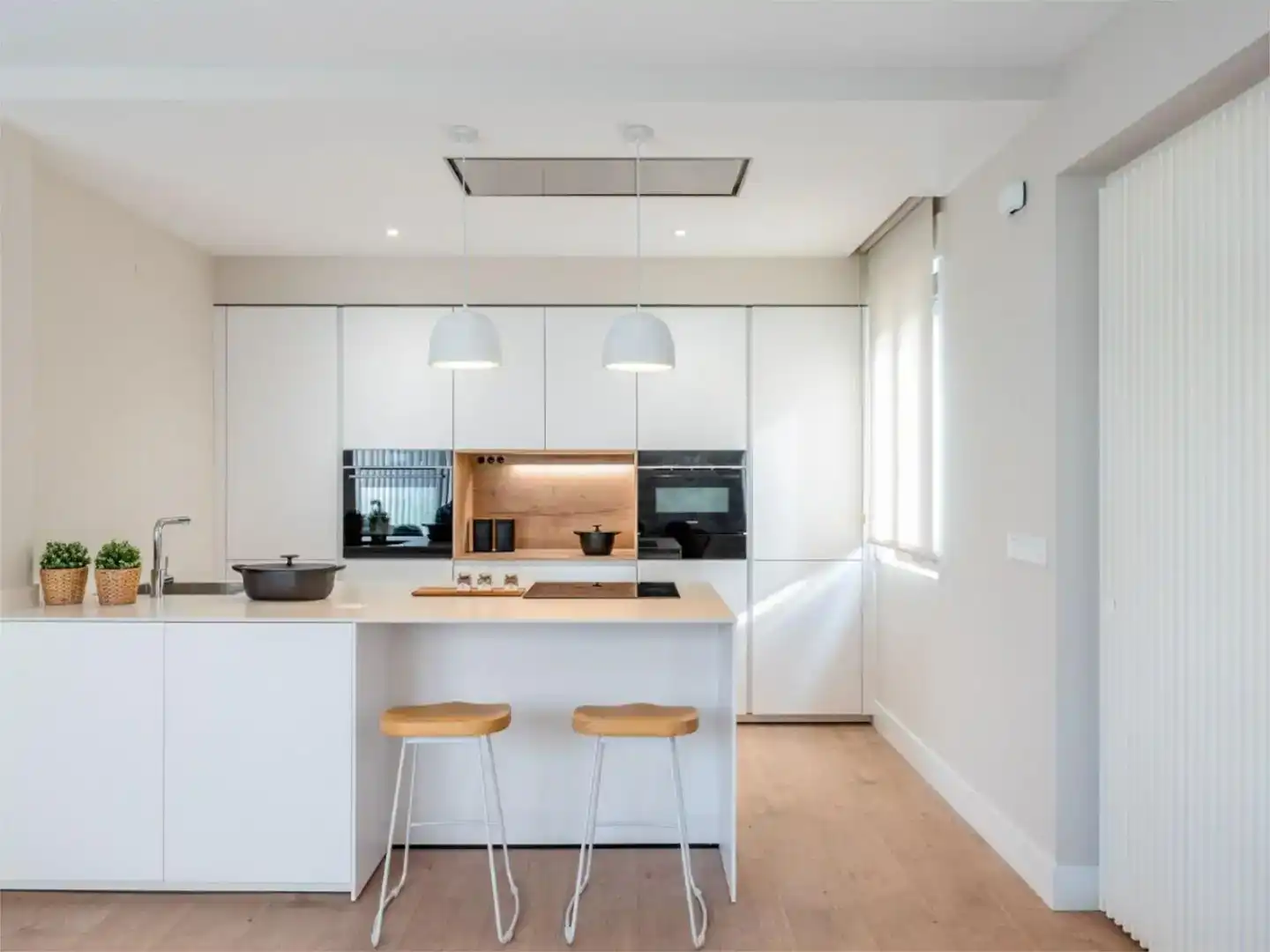 Cocina de Casa o chalet de alquiler en Vilagarcía de Arousa con Aire acondicionado, Jardín privado y Amueblado