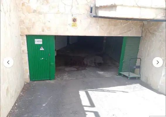 Parkplatz von Garage zur Miete in Arona