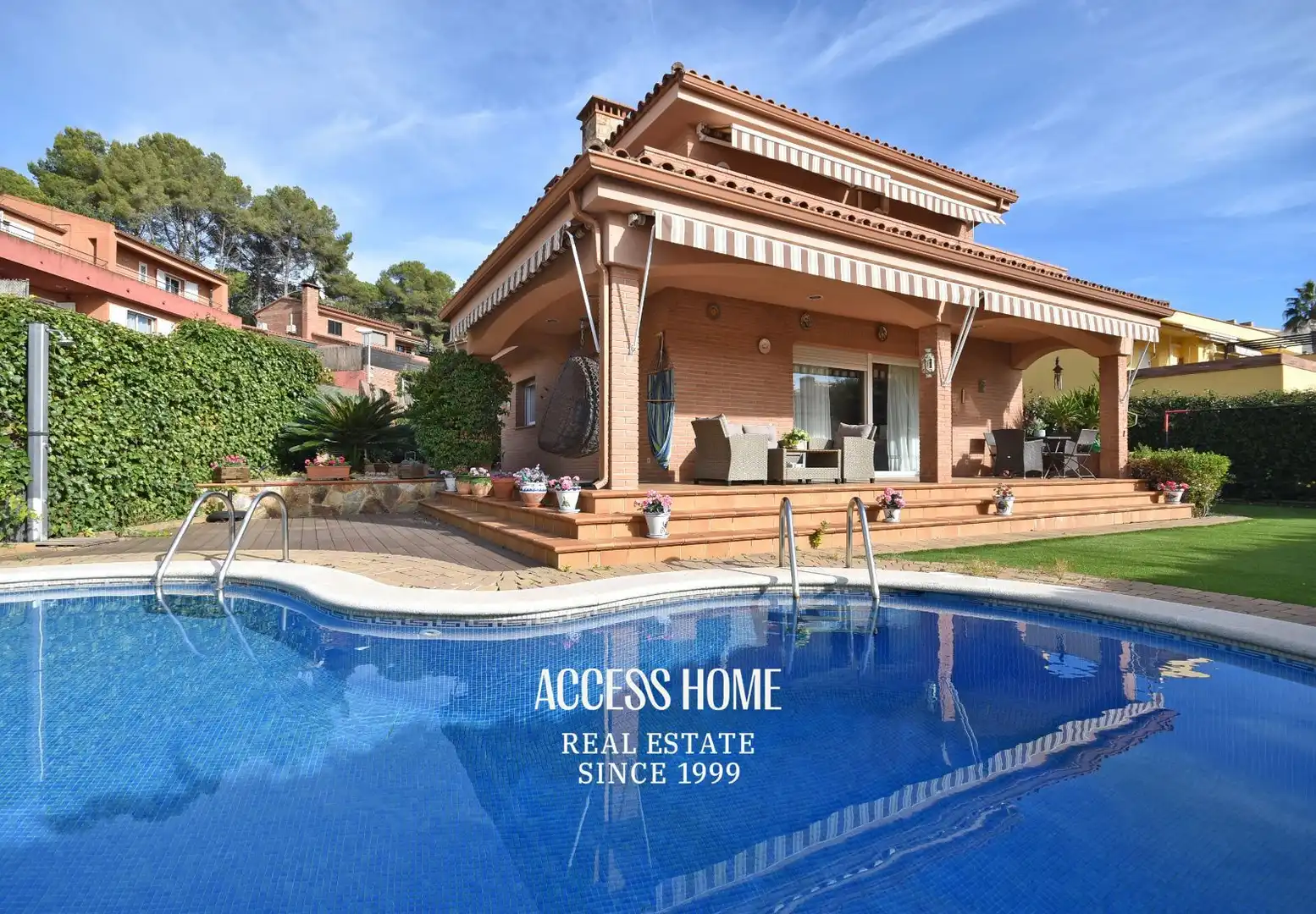 Vista exterior de Casa o chalet en venta en Sant Pol de Mar con Calefacción, Trastero y Piscina