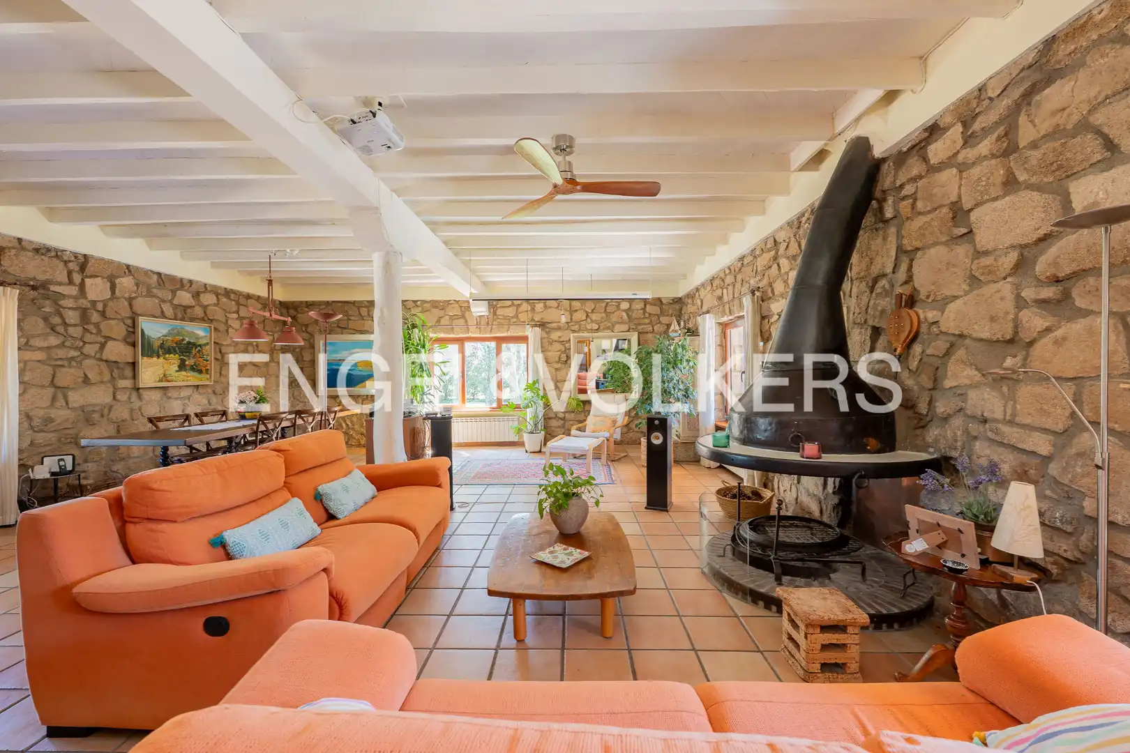 Sala de estar de Casa o chalet en venta en Galapagar con Aire acondicionado, Calefacción y Jardín privado