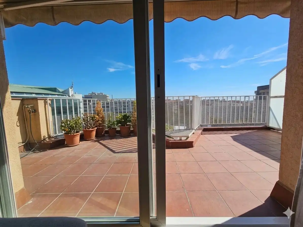 Terrace of Attic for sale in Terrassa  with Air Conditioner, Heating and Parquet flooring