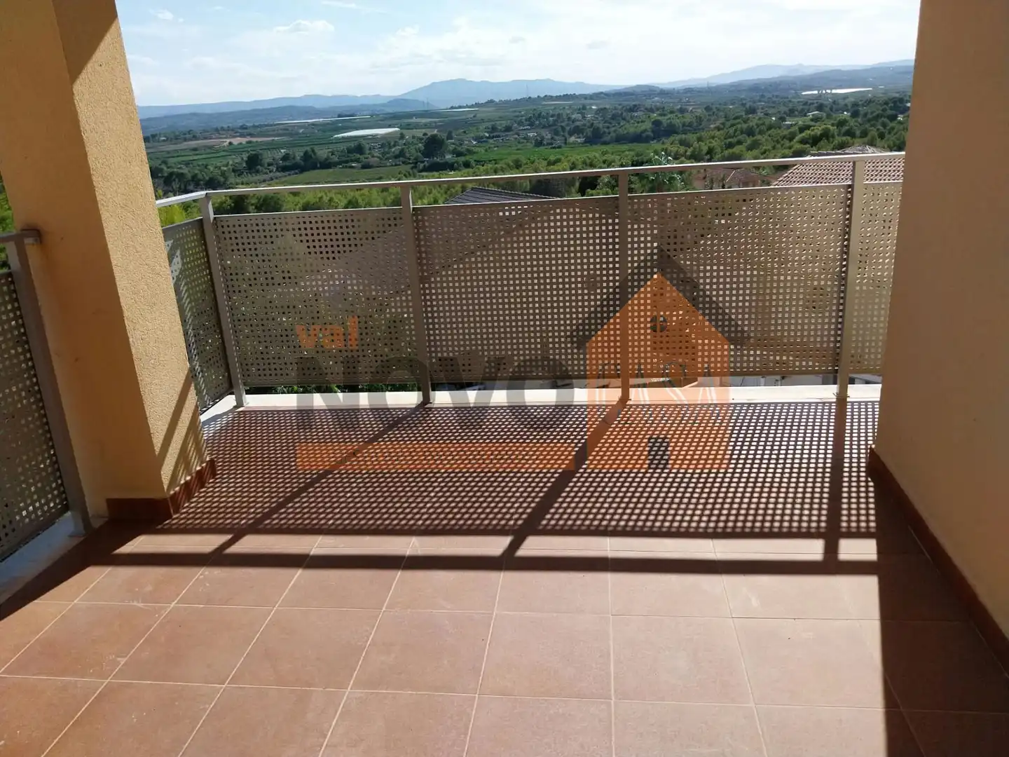 Terrassa de Casa o xalet en venda en Torrent