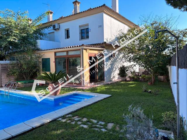 Casa adosada en Venta en El Manantial