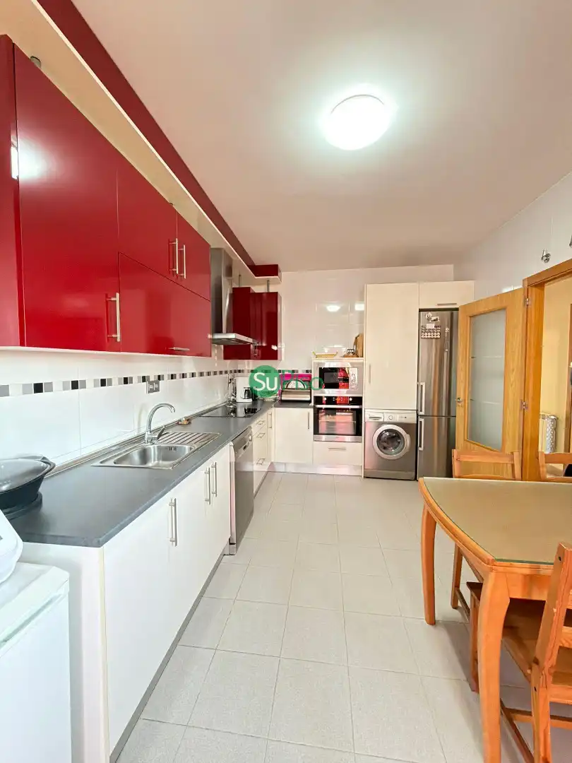 Chalet con jardín en venta en Calle Portugal 2, imagen 6