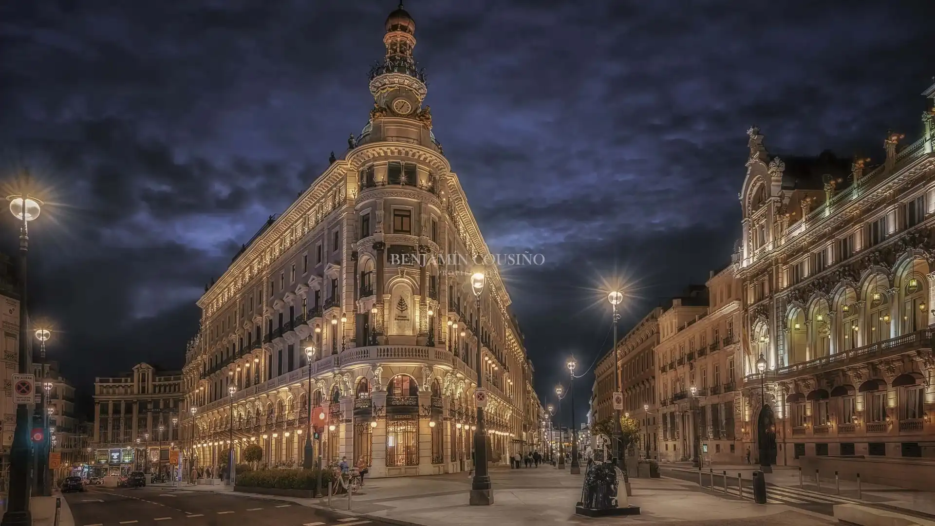 Vista exterior de Piso en venta en Madrid con Balcón