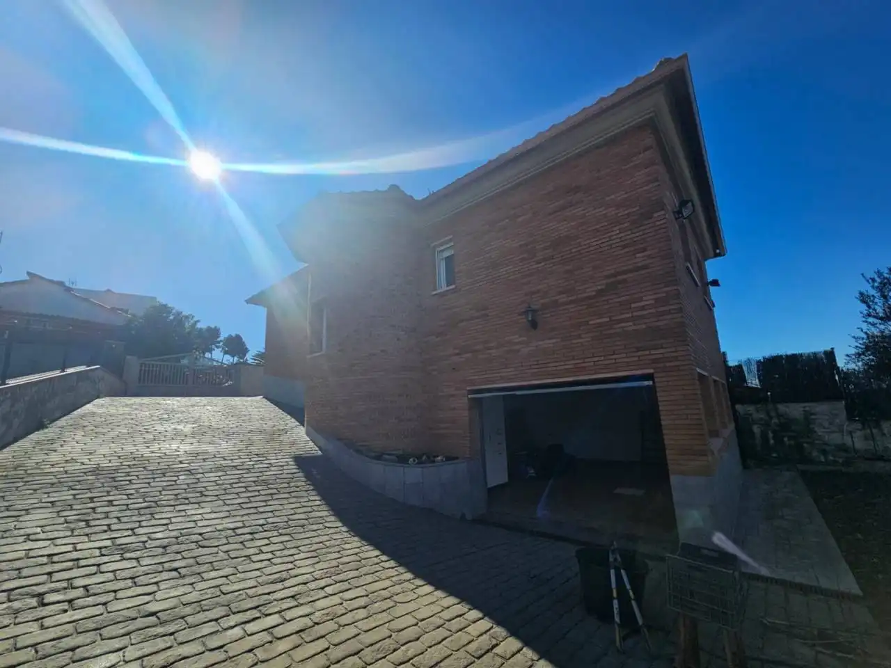 Exterior view of Houses for sale in Sant Cugat del Vallès  with Air Conditioner, Heating and Private garden