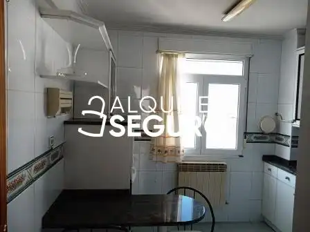 Flat for rent in Tenerias, Coronación