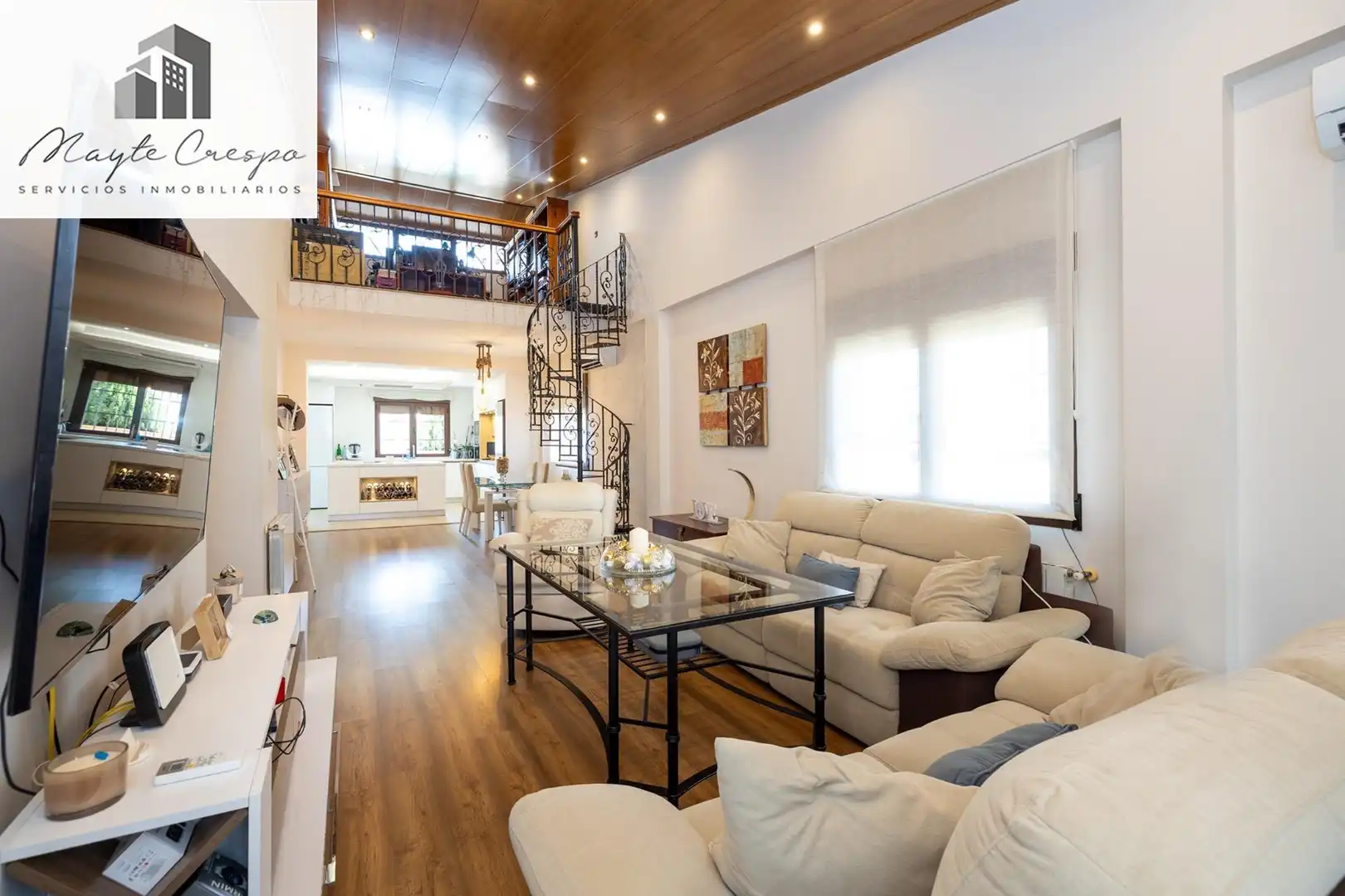 Chalet con piscina en venta en Villa de Otura