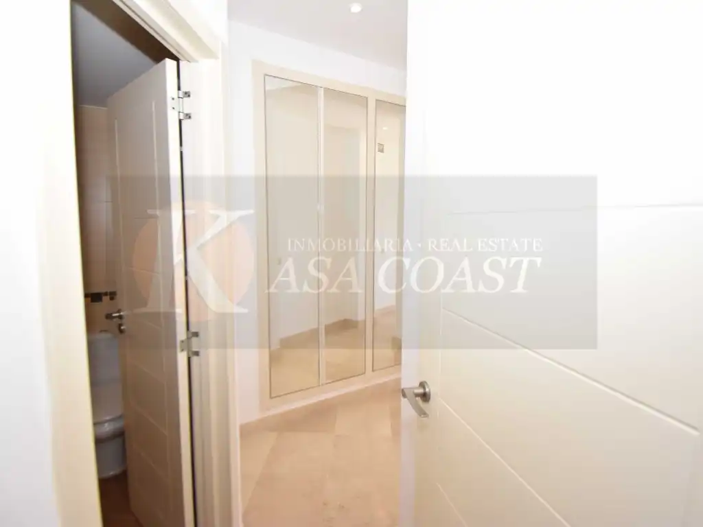Attic for sale in Fuengirola  with Air Conditioner, Private garden and Terrace