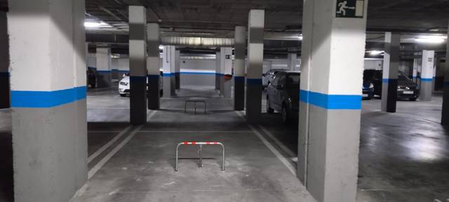 Garaje en Alquiler en Avenida de Londres, 12 en Centro