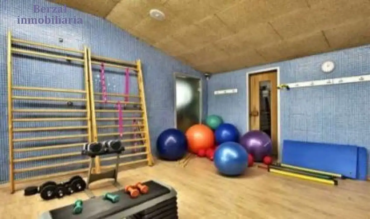 Casa o chalet en venta en  Logroño con Aire acondicionado, Calefacción y Jardín privado