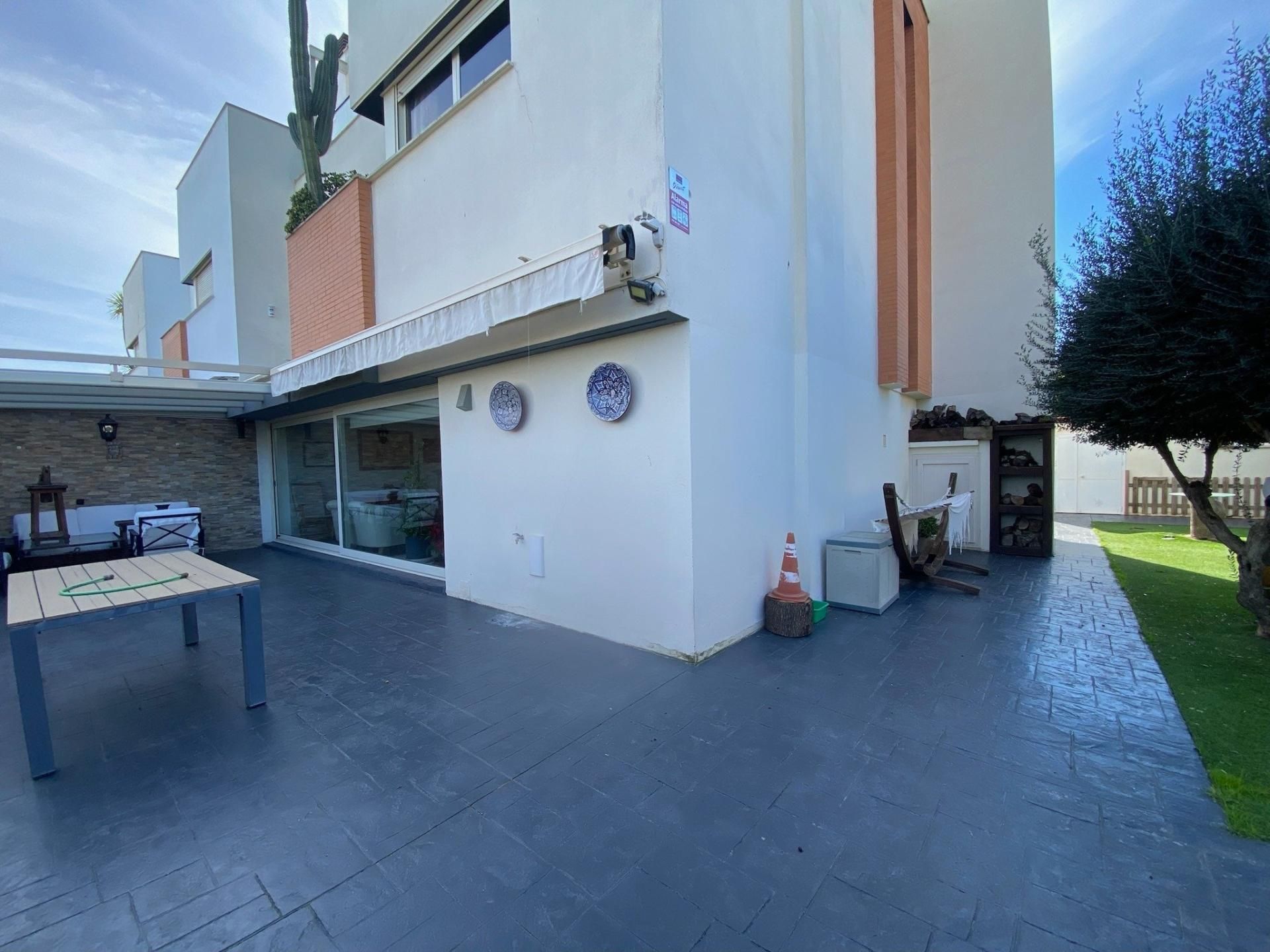 Single-family semi-detached for sale in Alcalá de Guadaira  with Air Conditioner, Heating and Terrace