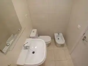 Baño de Piso de alquiler en Las Palmas de Gran Canaria con Amueblado y Lavadora