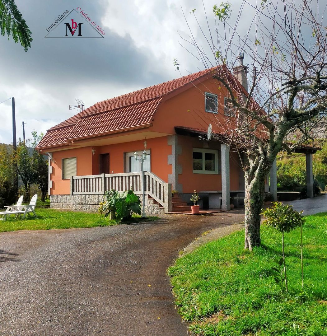 Exterior view of House or chalet for sale in Tomiño  with Furnished