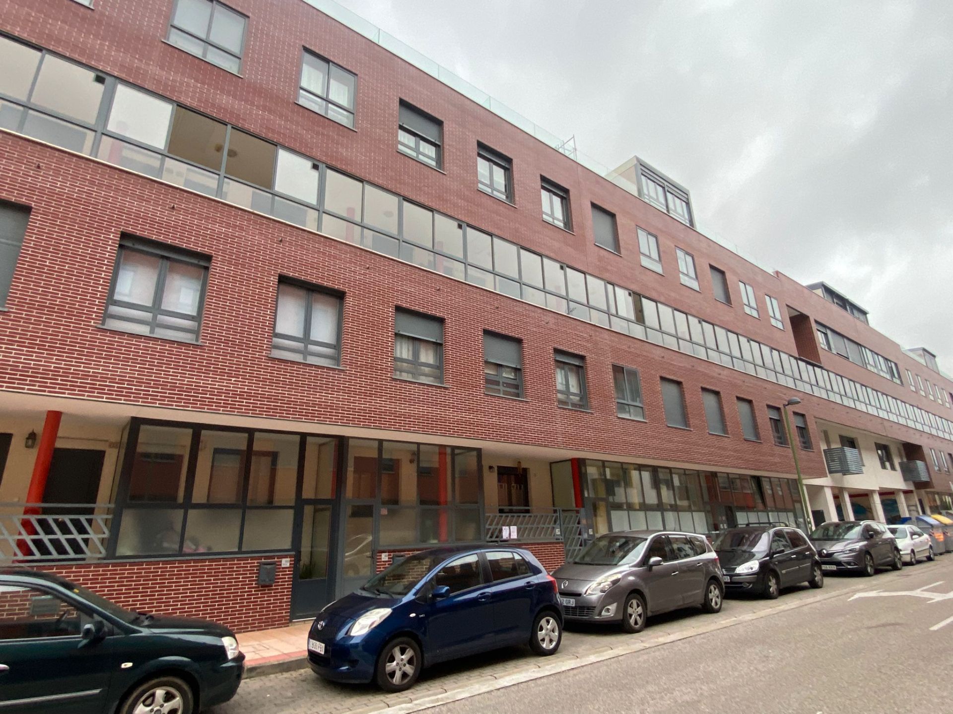 Exterior view of Duplex for sale in Burgos Capital  with Heating, Parquet flooring and Terrace