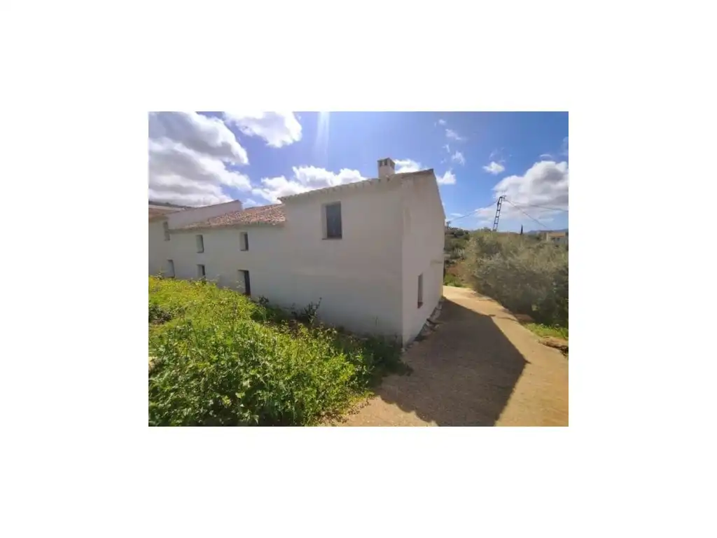 Vista exterior de Finca rústica en venda en Periana amb Terrassa i Balcó