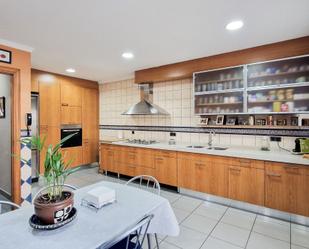 Kitchen of Single-family semi-detached for sale in Badalona  with Heating, Private garden and Terrace