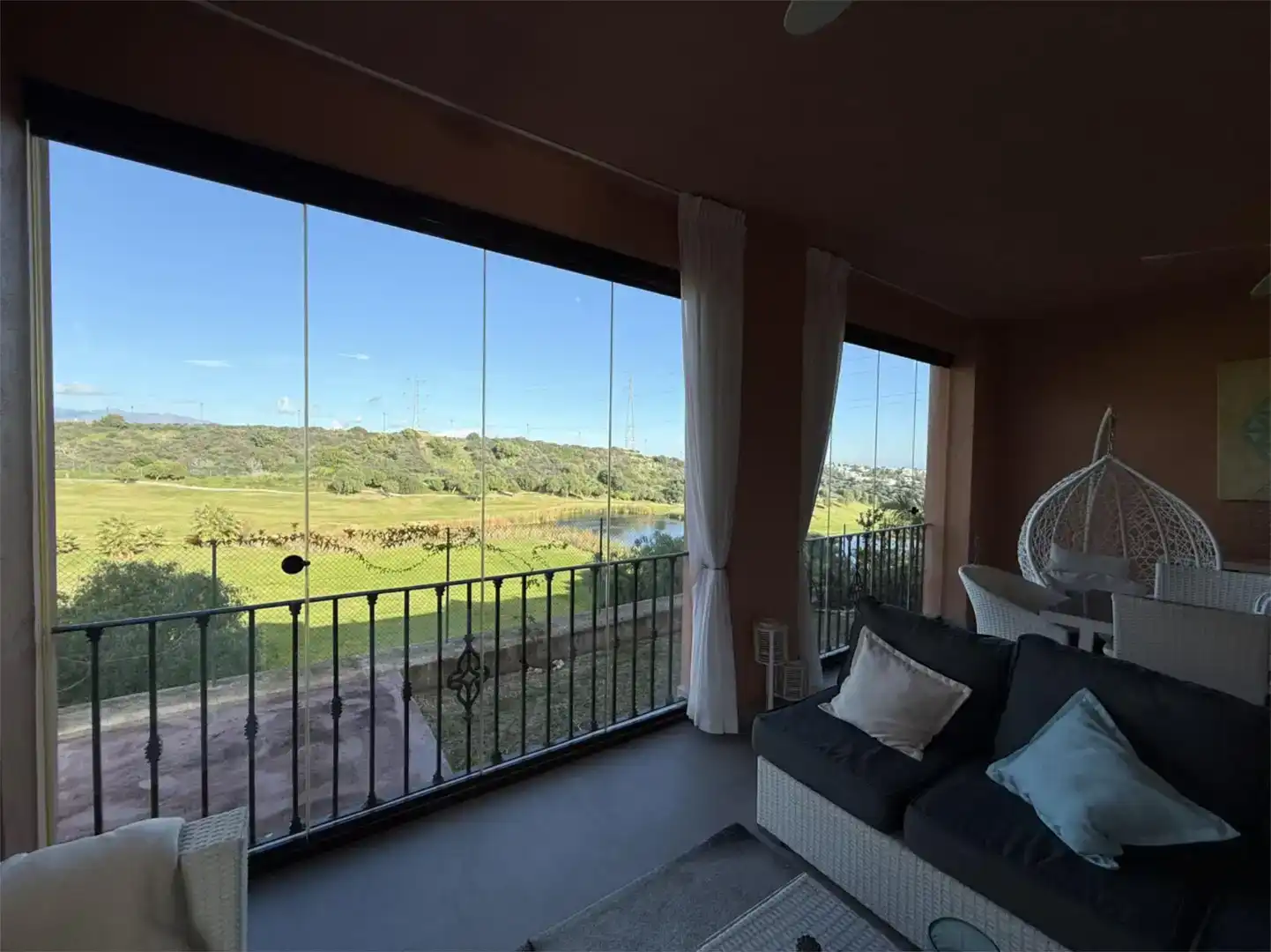 Terraza de Piso en venta en Estepona con Aire acondicionado, Piscina y Balcón