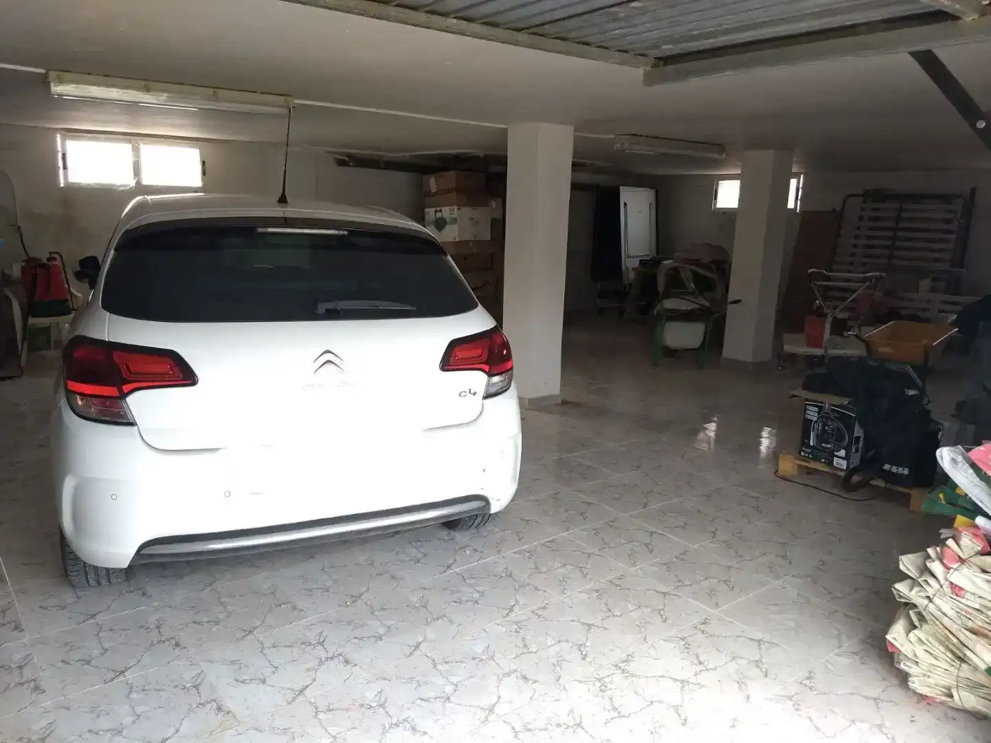 Parking of Houses for sale in Lorca  with Air Conditioner, Swimming Pool and Balcony