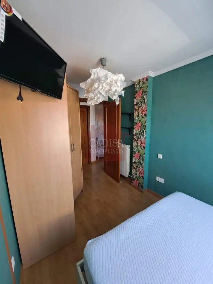 Habitación de Apartamento de alquiler en Villares de la Reina con Calefacción y Amueblado