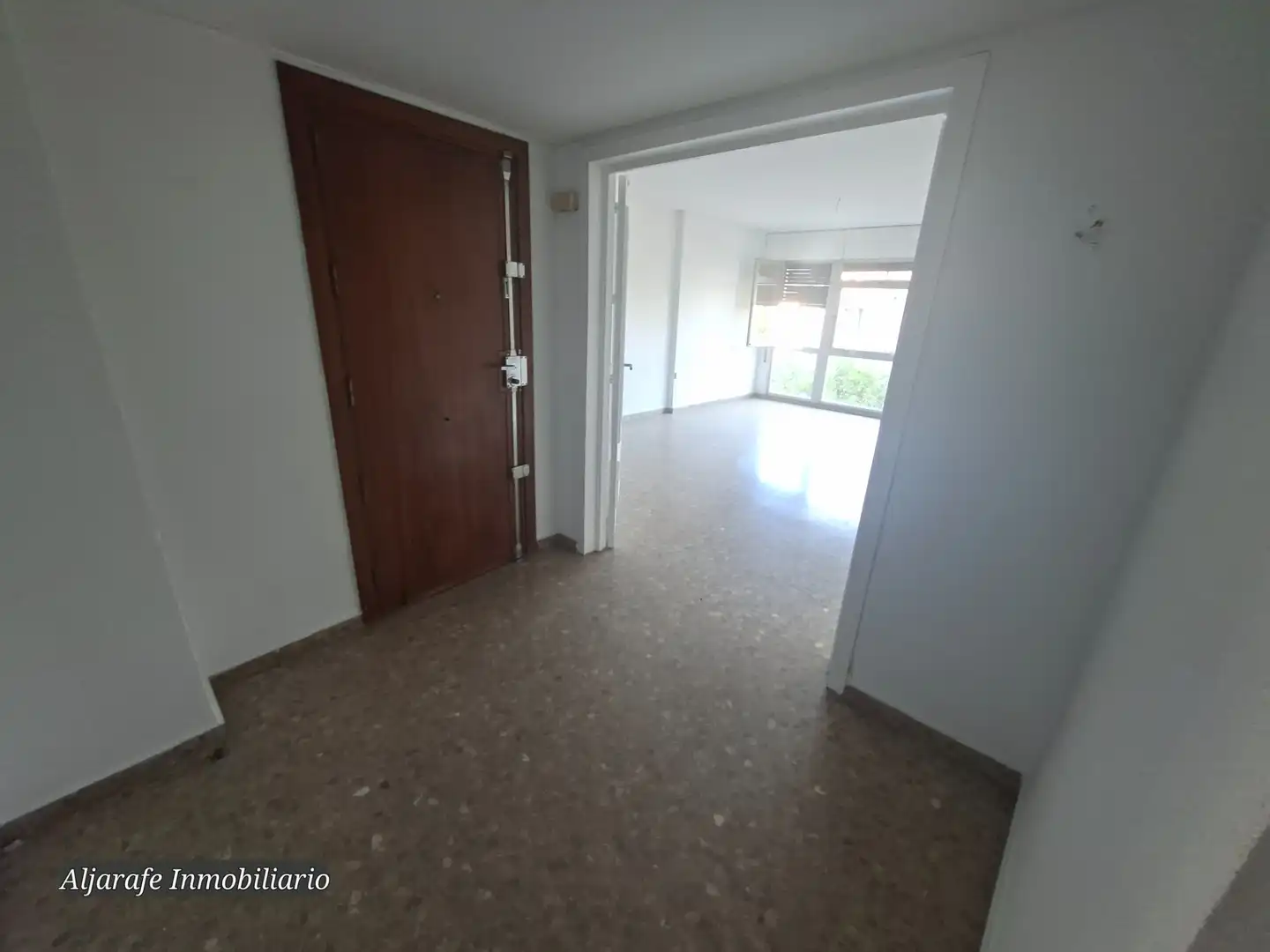 Flat for sale in Sevilla  with Air Conditioner, Heating and Private garden