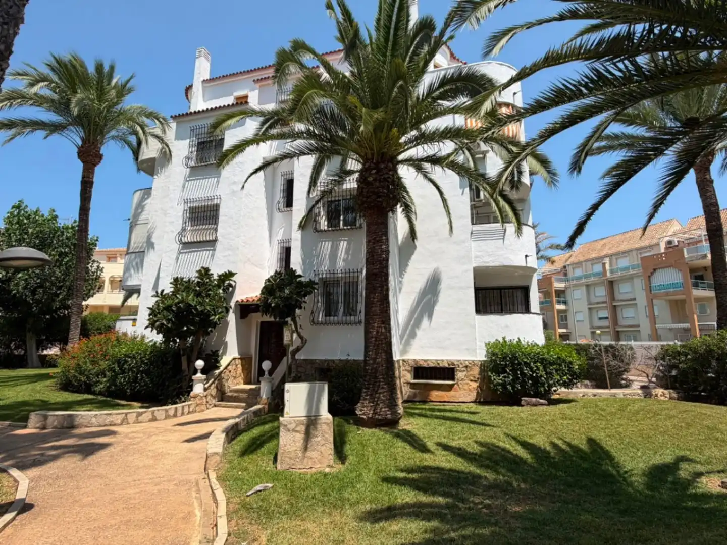 Apartment mit Pool zum Verkauf in Las Marinas / Les Marines