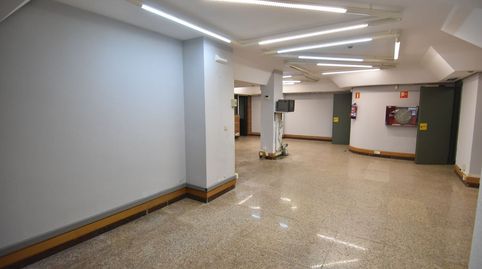 Local de grandes dimensiones en Urkizu, Bild 3
