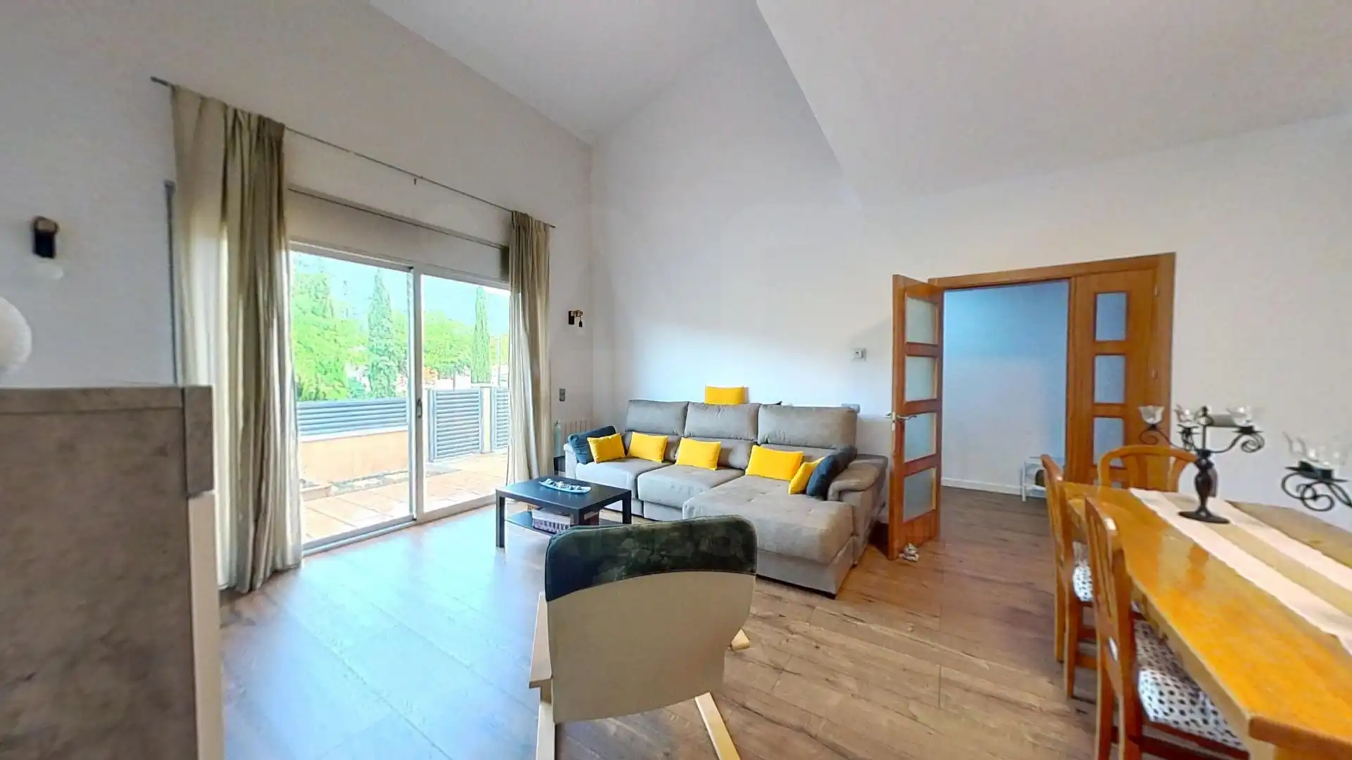 Casa aparellada en venda a El Montmell, imagen 4