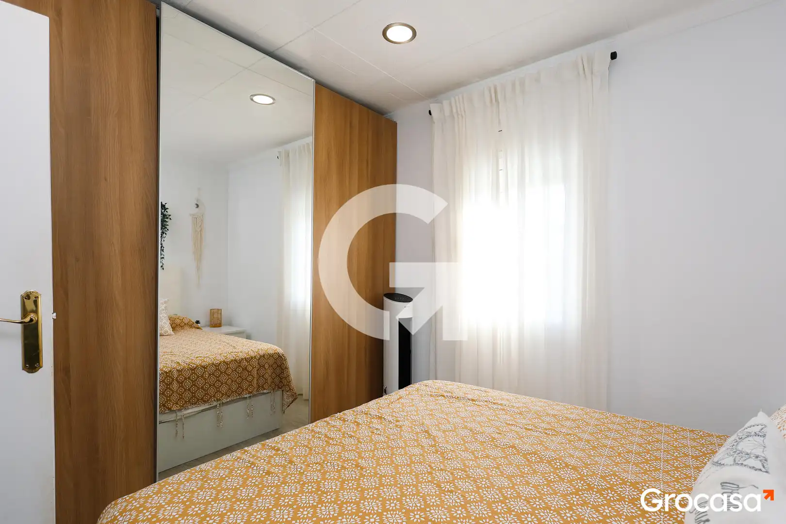 Bedroom of Flat for sale in Castelldefels  with Air Conditioner, Balcony and Community pool