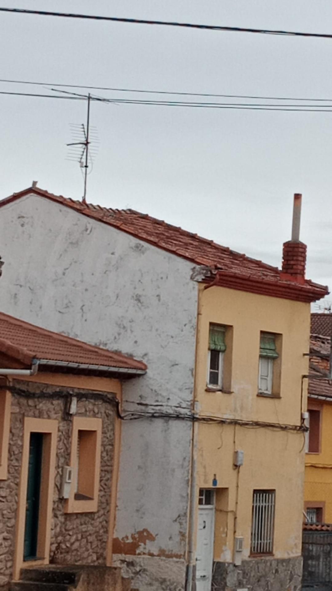 Exterior view of House or chalet for sale in La Robla 