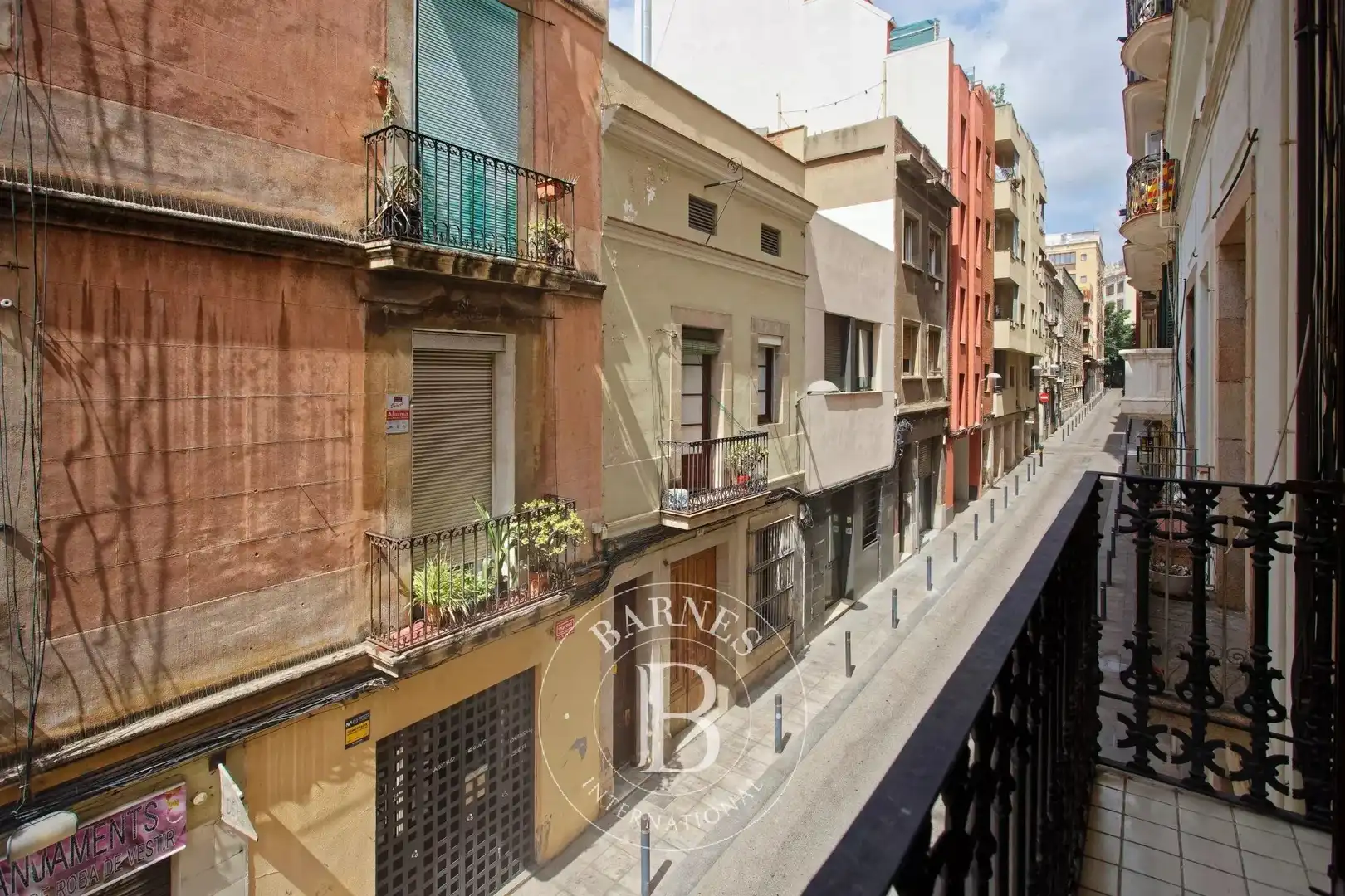 Außenansicht von Wohnung zum Verkauf in Barcelona mit Klimaanlage