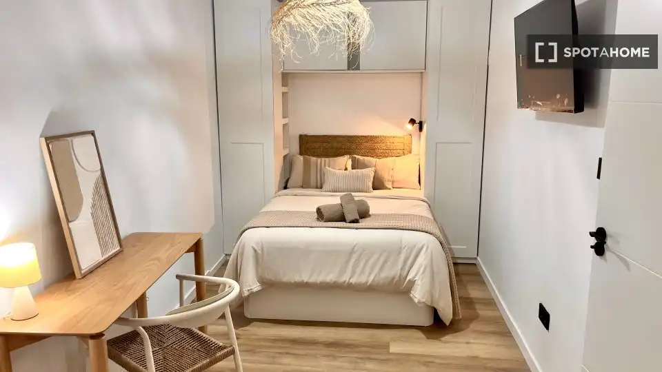 Habitación de Piso de alquiler en  Palma de Mallorca con Aire acondicionado, Calefacción y Amueblado
