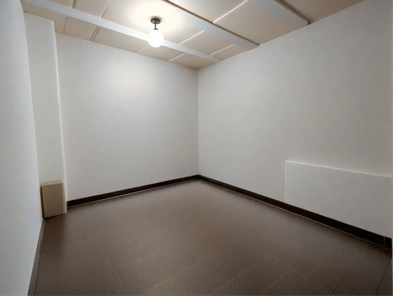 Planta baja en venta en Barcelona con Trastero, Horno y Internet