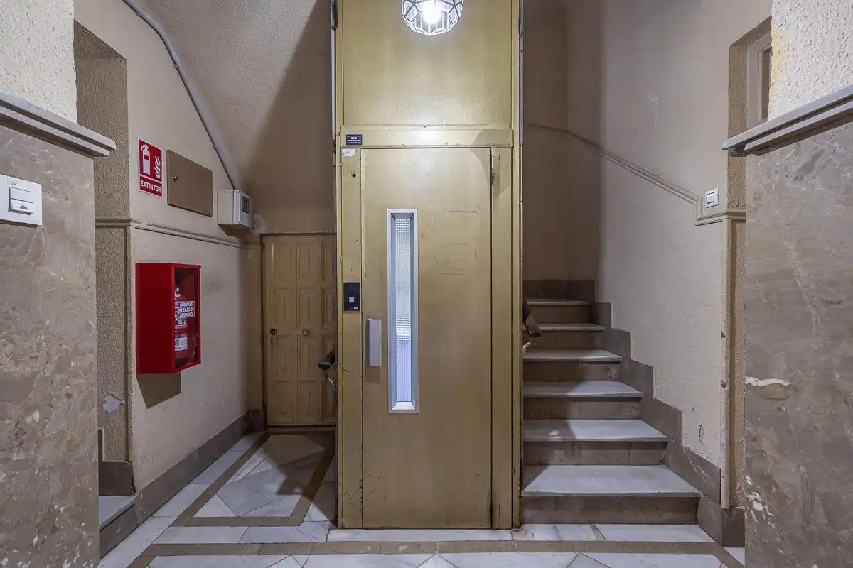 Flat with terrace for sale in Calle RECOGIDAS 48, imagen 35