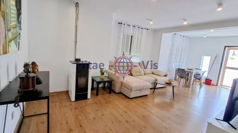 CASA 3 DORMITORIOS EN TERCIA EN URBANIZACIÓN