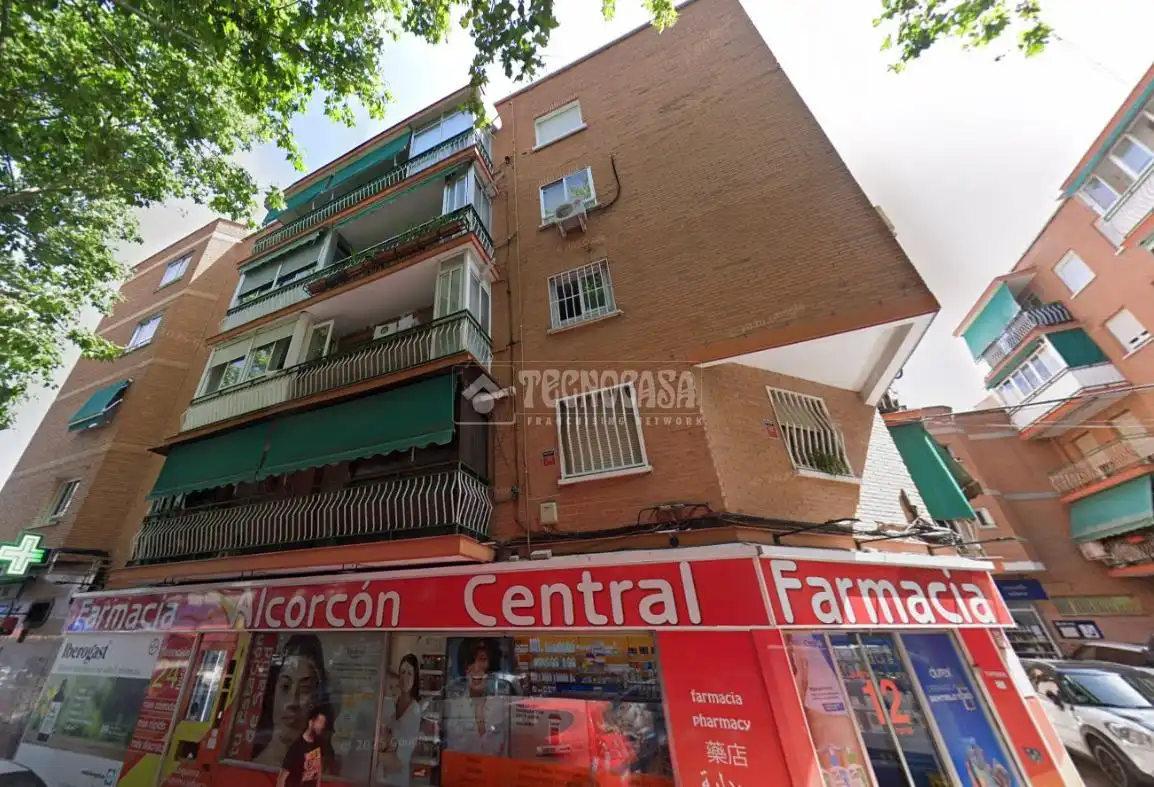 Vista exterior de Pis en venda en Alcorcón amb Aire condicionat, Calefacció i Terrassa