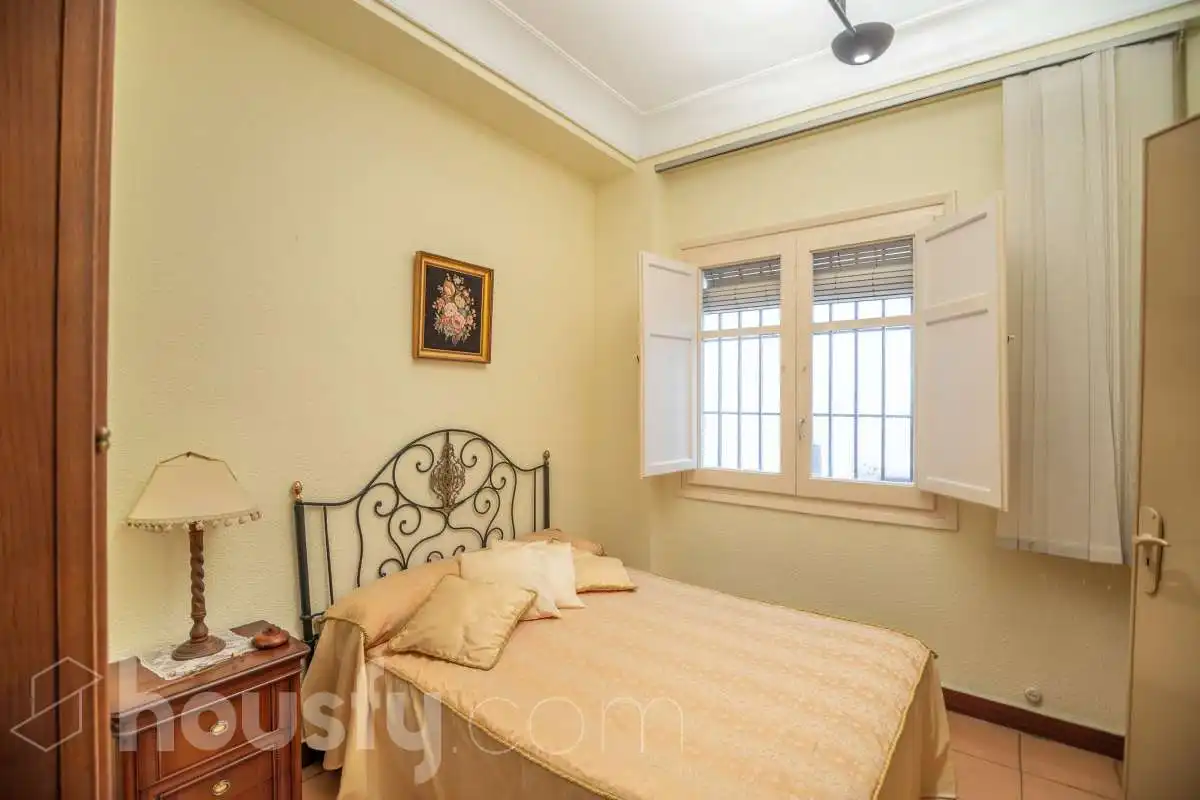 Bedroom of Flat for sale in Zaragoza