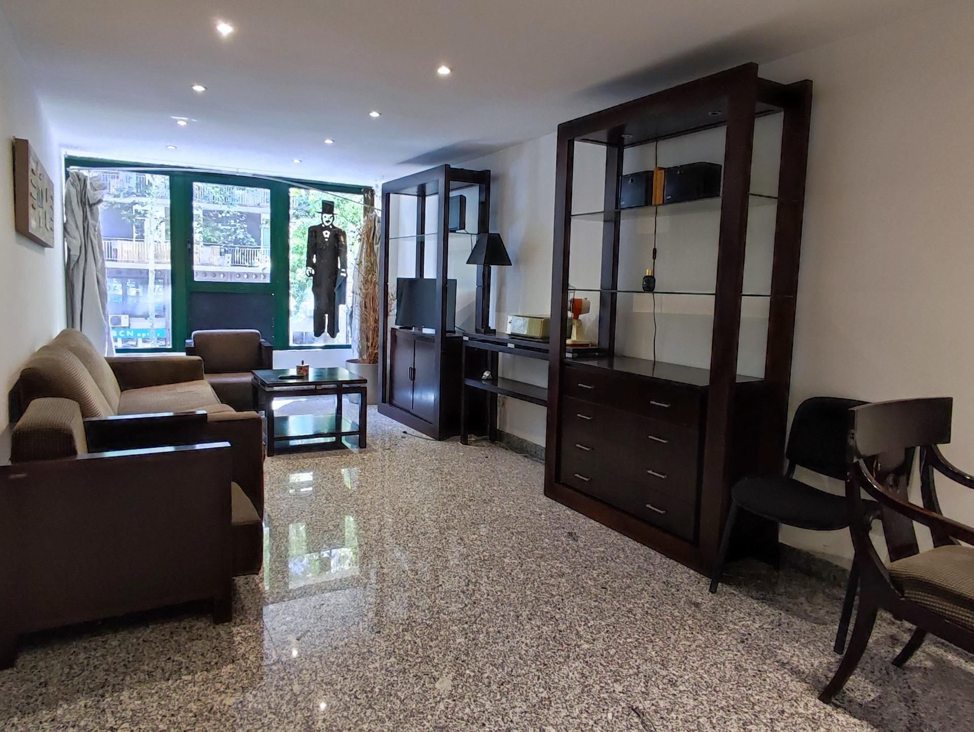 Flat for sale in Sant Antoni, Eixample