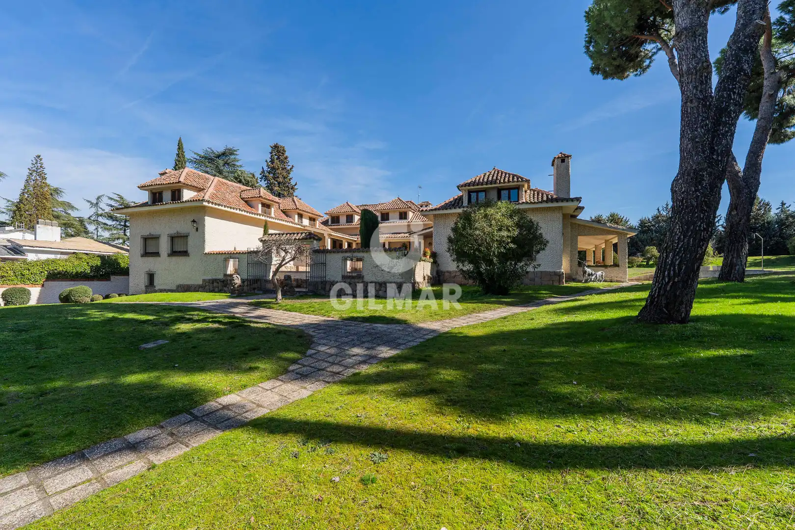 Jardín de Casa o chalet en venta en Pozuelo de Alarcón con Calefacción, Jardín privado y Piscina