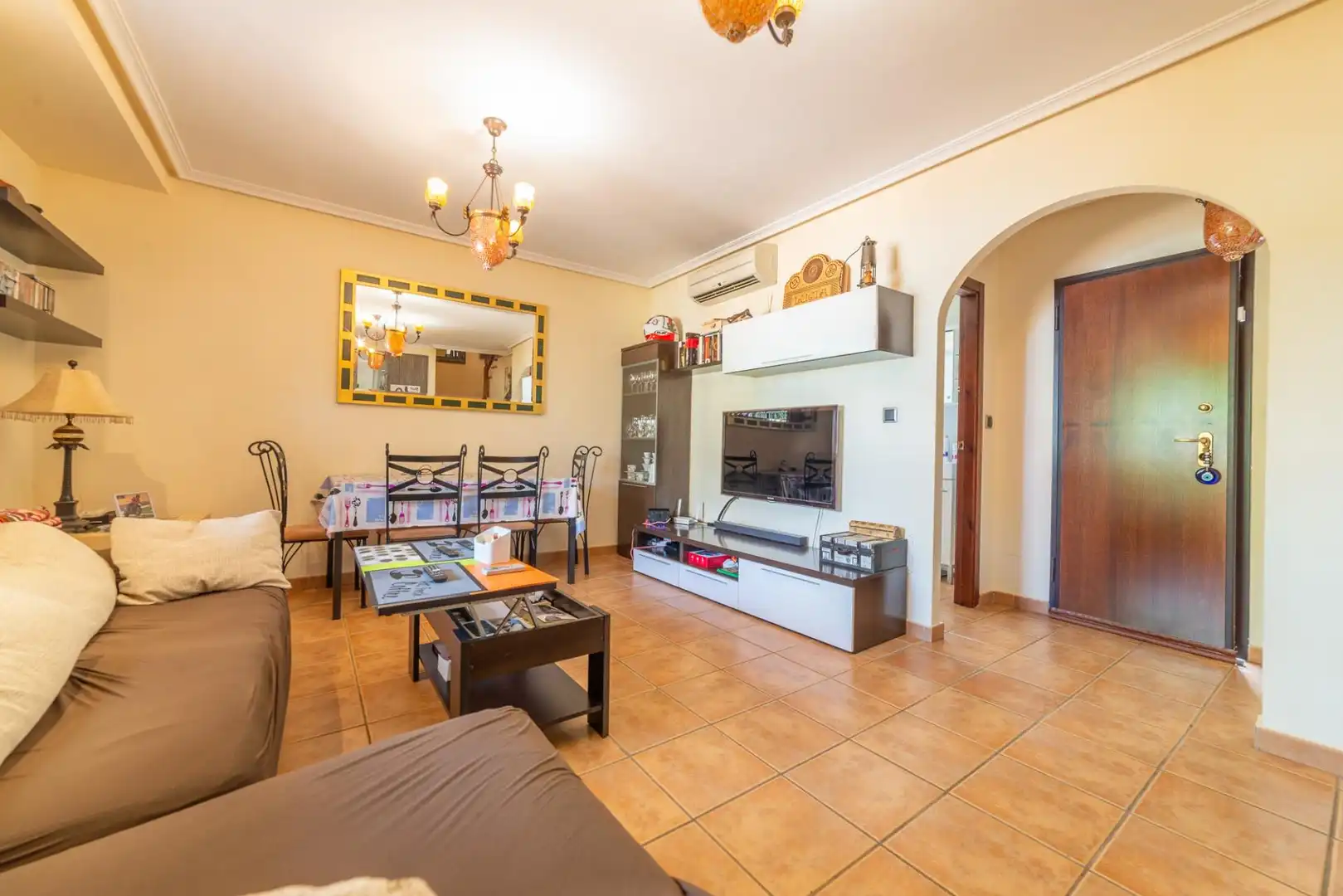Wohnzimmer von Einfamilien-Reihenhaus zum Verkauf in San Javier mit Klimaanlage, Heizung und Privatgarten