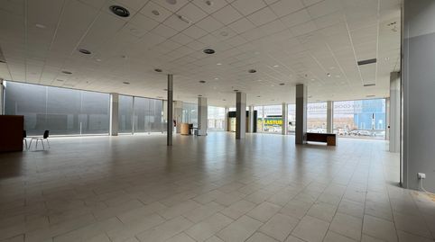 Foto 3 von Fabrikhallen zur Miete in Avenida Do Mar, A Gándara, Narón